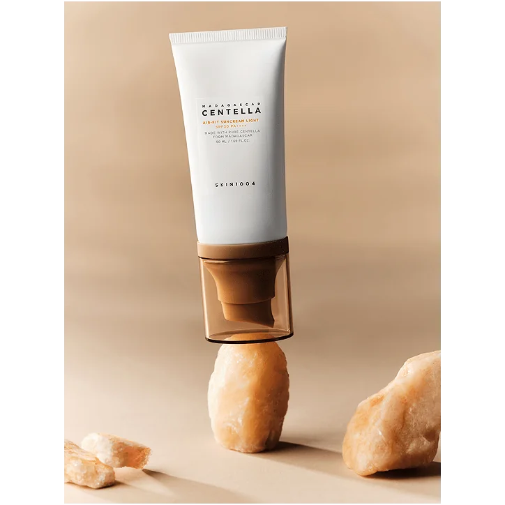 SKIN1004 CENTELLA MADAGASCAR CRÈME SOLAIRE LÉGÈRE AIR FIT