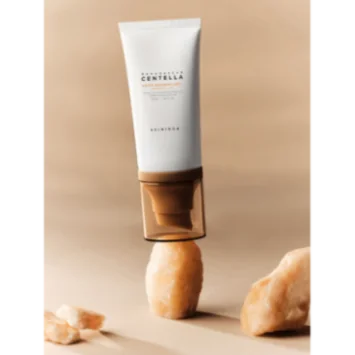 SKIN1004 CENTELLA MADAGASCAR CRÈME SOLAIRE LÉGÈRE AIR FIT