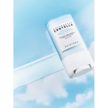 SKIN1004 CENTELLA MADAGASCAR BÂTON DE SOLEIL COUPE SOYEUSE HYALU-CICA