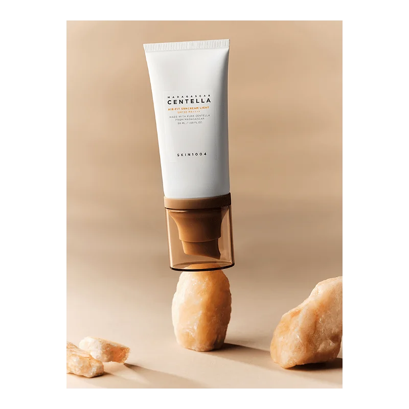 SKIN1004 CENTELLA MADAGASCAR CRÈME SOLAIRE LÉGÈRE AIR FIT