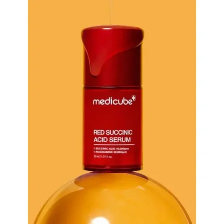 MEDICUBE RED SÉRUM À L'ACIDE SUCCINIQUE