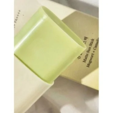 BEAUTY OF JOSEON BÂTON DE SOLEIL MAT ARMOISE + CAMÉLIA (SPF 50+ PA++++)