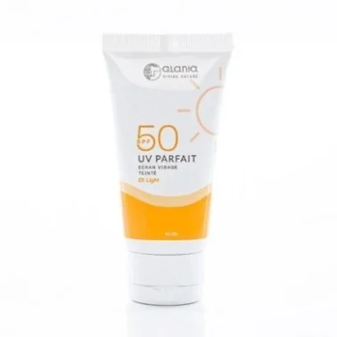 ALANIA ÉCRAN TEINTÉ 01 LIGHT SPF 50+ ALANIA ÉCRAN TEINTÉ 01 LIGHT SPF 50+