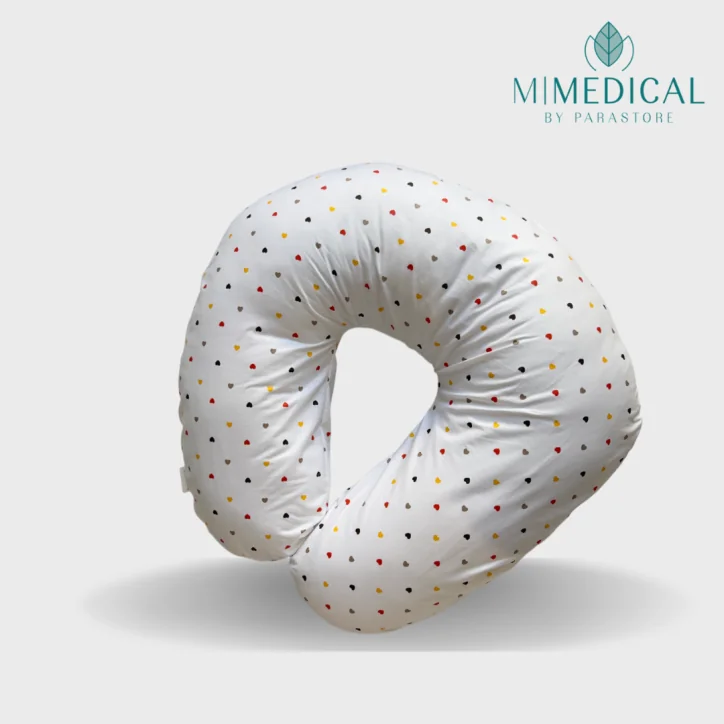 COUSSIN D'ALLAITEMENT MOTIFS COEURS MATIÈRE: OUATE