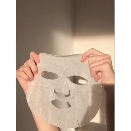 LOOK AT ME MASQUE FACIAL AU TENCEL À L'ACIDE HYALURONIQUE