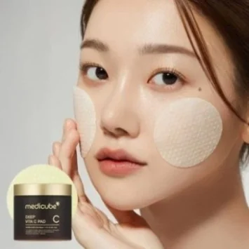 MEDICUBE DEEP VITA C PAD