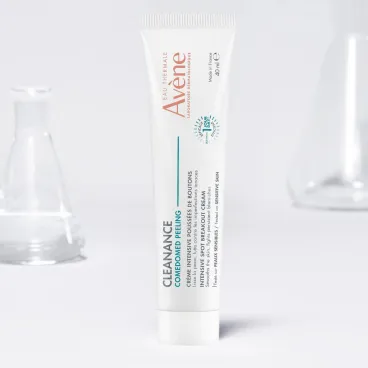 AVÈNE CLEANANCE COMEDOMED PEELING