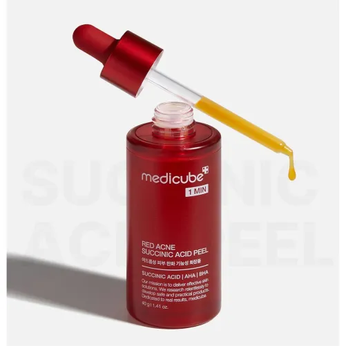 MEDICUBE RED PEELING À L'ACIDE SUCCINIQUE