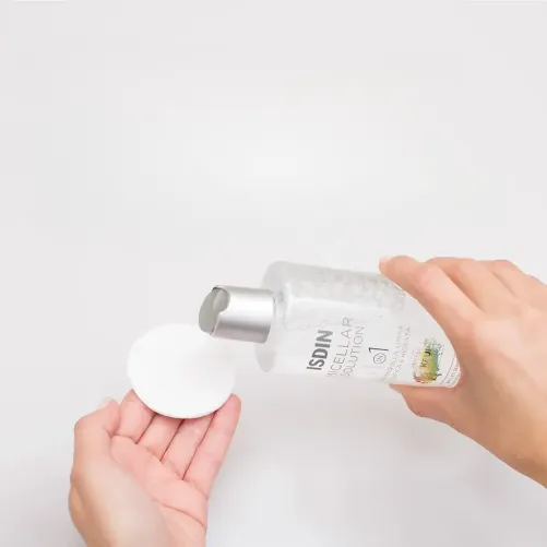 ISDIN EAU MICELLAIRE 4-EN-1 400 ML