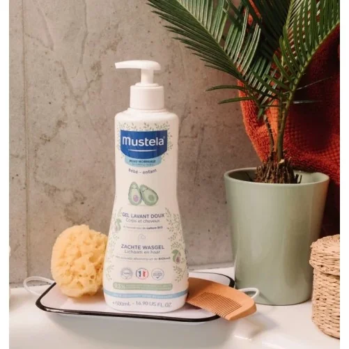MUSTELA GEL LAVANT DOUX À L'AVOCAT BIO 500ML